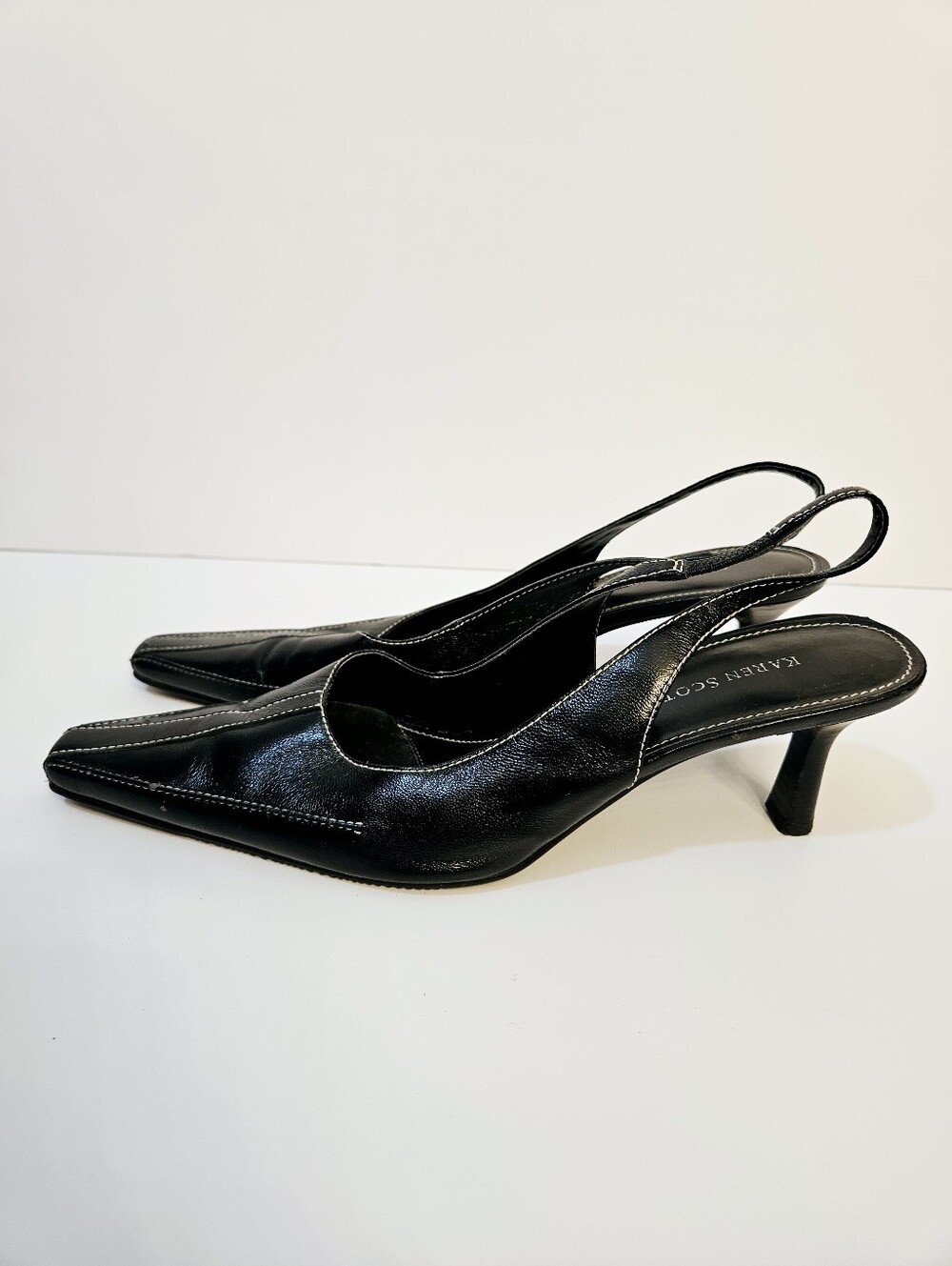 Vintage Y2K Karen Scott Slingback Heels Size 9.5 Black Leather White Stitch EUC - Picture 3 of 8